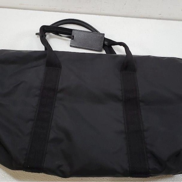 PRADA | Re-Nylon and Saffiano leather duffle bag - Picture 4 of 10